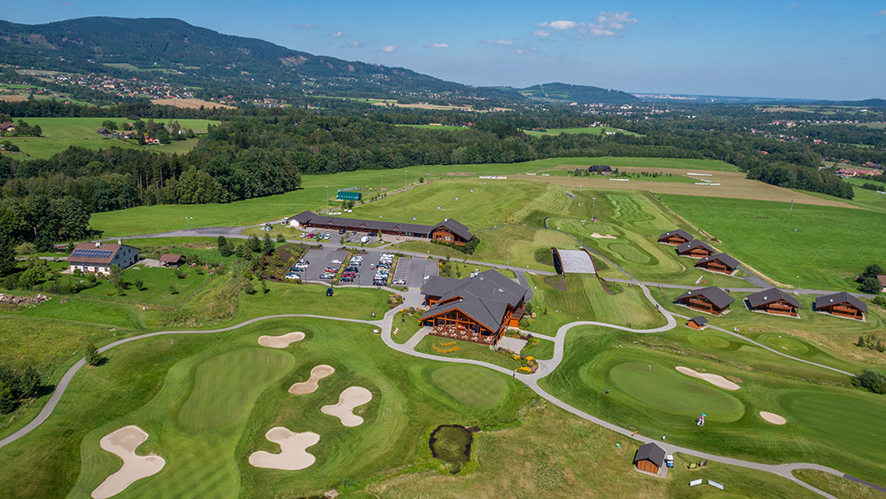Letecký pohled golf Ostravice